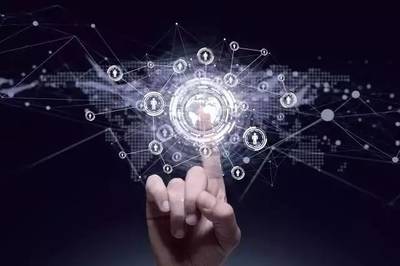 互聯(lián)網(wǎng)本科項(xiàng)目 探索軟件開發(fā)領(lǐng)域的未來科技之路